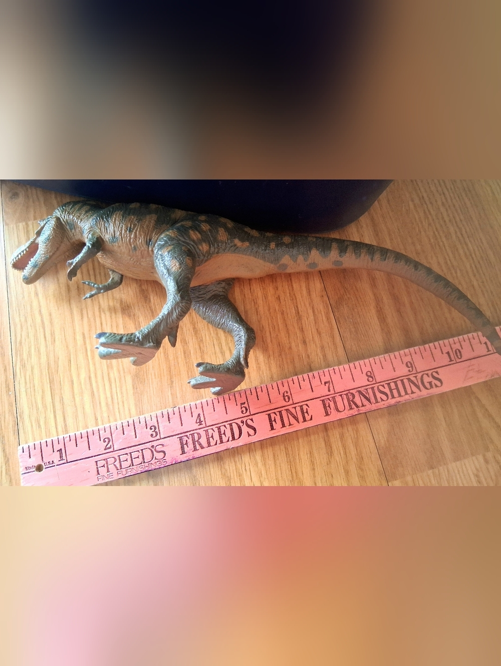 BATTAC INC toy TYrannosaurus Rex